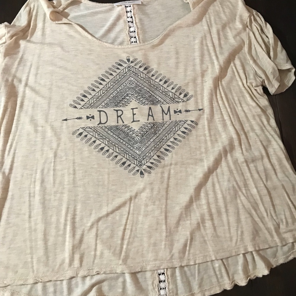Short sleeve shirt